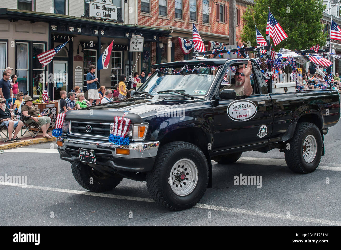 Mount Joy, Pennsylvania, USA.. Small town Memorial Day Parade, honoring