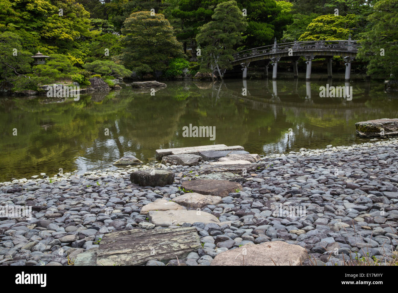 Sento Gosho Garden at Kyoto Imperial Palace. The garden’s design has ...
