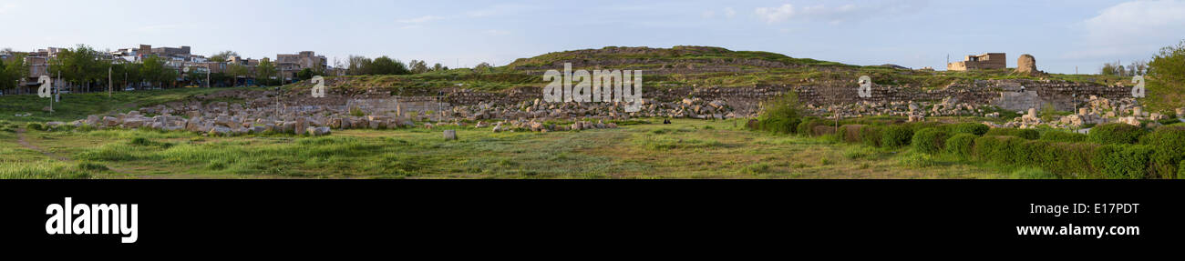 Remains of the fine walls and columns surrounding the Anahita Temple at Kermanshah, Iran Stock Photo