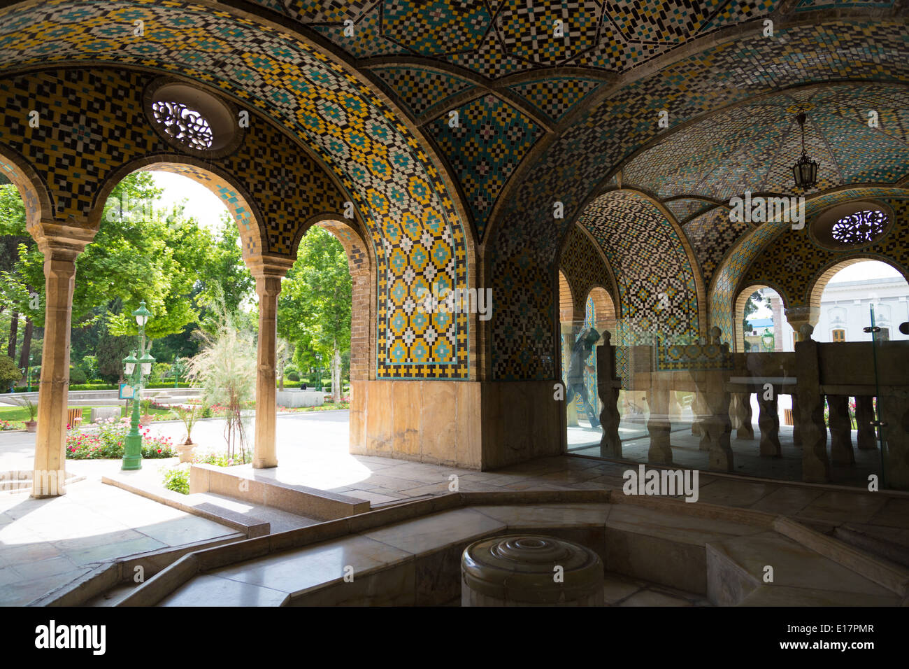 Detailed tilework and marble pools in the Shah's palace in Tehran Stock Photo