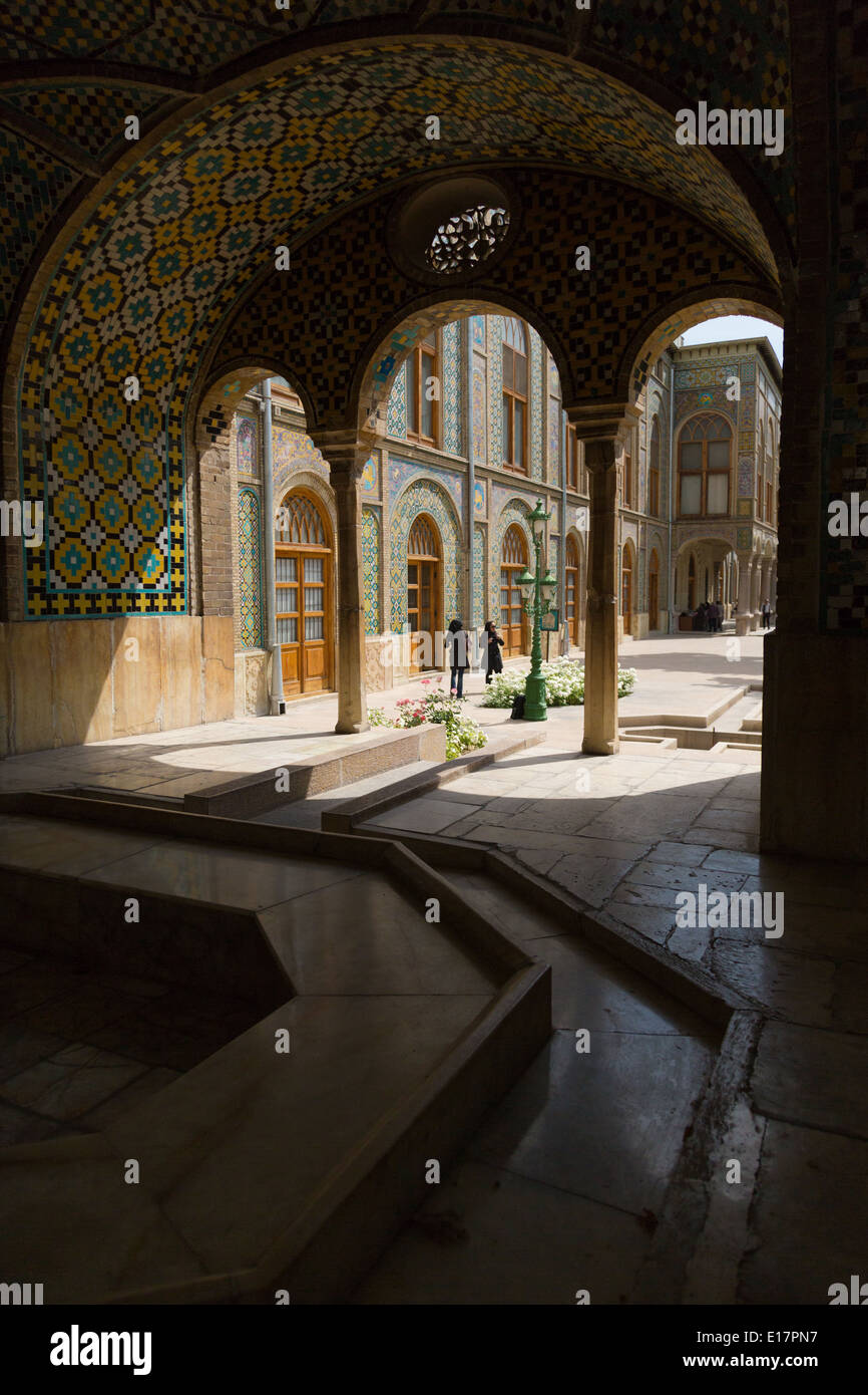 Detailed tilework and marble pools in the Shah's palace in Tehran Stock Photo