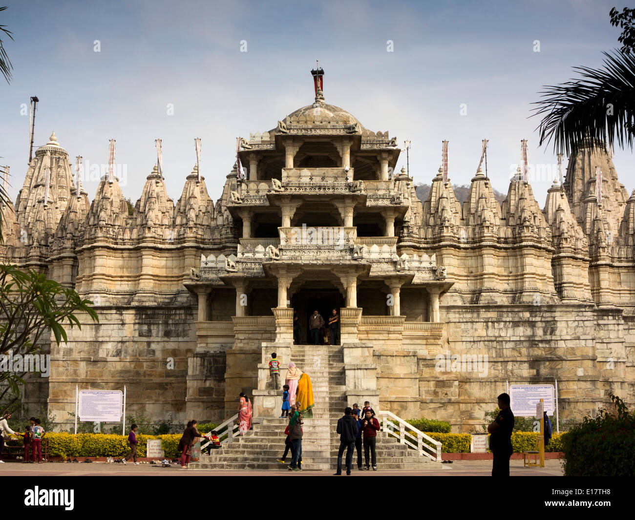 India, Rajasthan, Pali District, Rankpur Jain Temple, visitors at