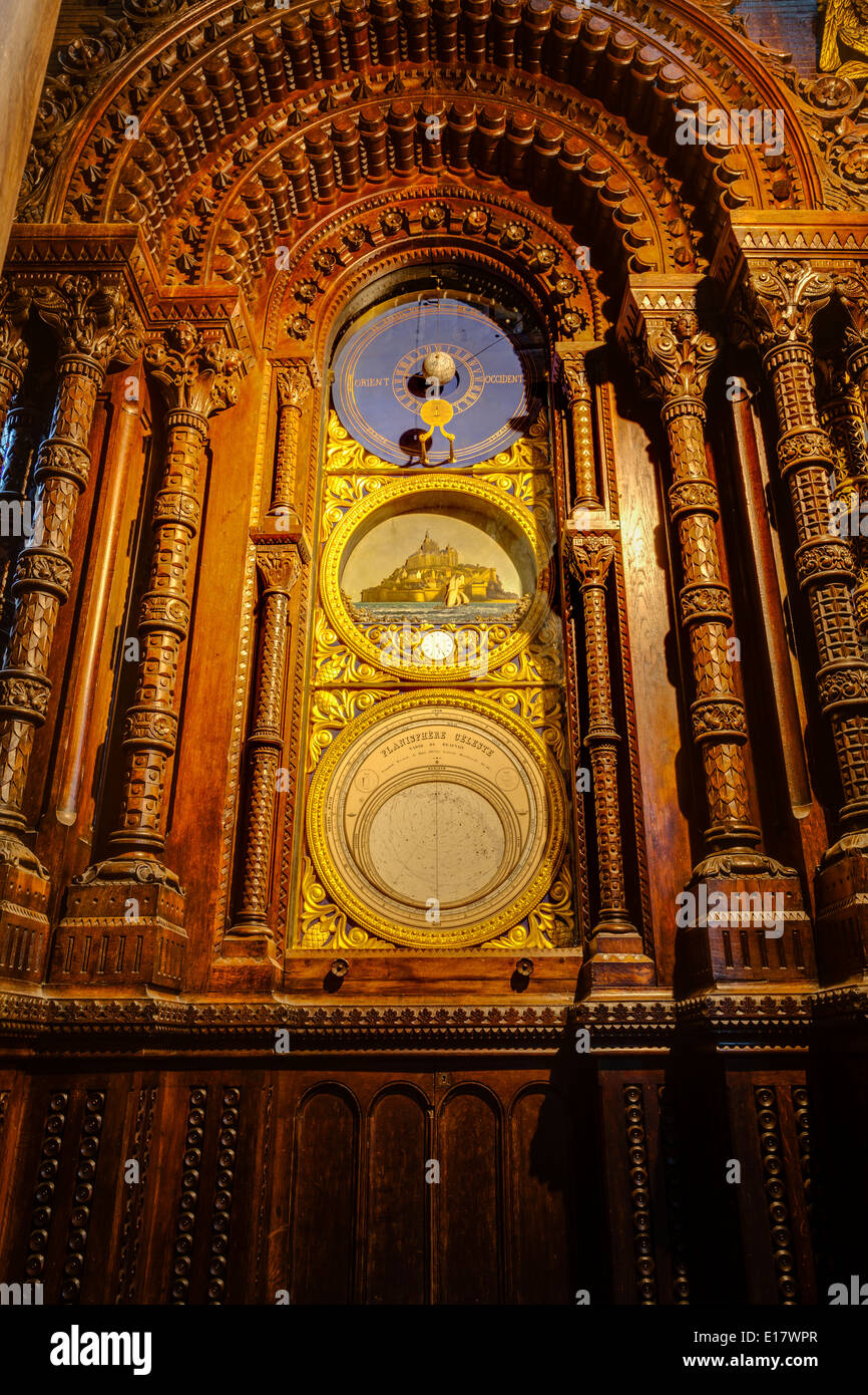 The neo-gothic astronomical clock dating from 1866 in the Cathedrale Saint-Pierre de Beauvais. Stock Photo