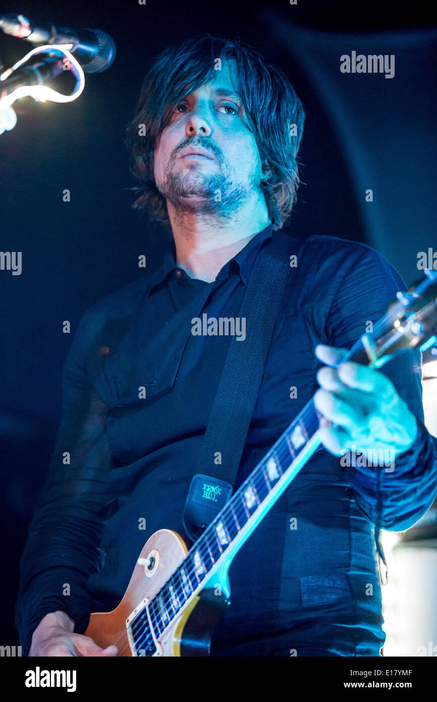 Detroit, Michigan, USA. 26th May, 2014. Guitarist GREG EDWARDS of FAILURE  performing on the North American Reunion Tour at St. Andrews Hall in  Detroit, MI on May 25th 2014 Credit: Marc Nader/ZUMA