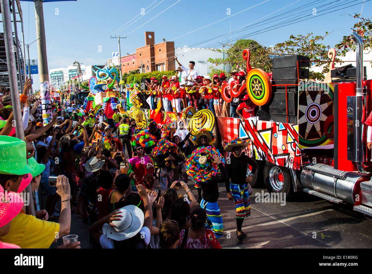 Performers in the Carnival de Barranquilla Stock Photo - Alamy