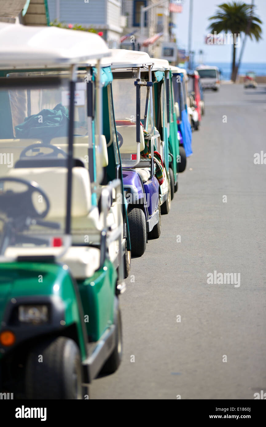 Empty golf carts hires stock photography and images Alamy