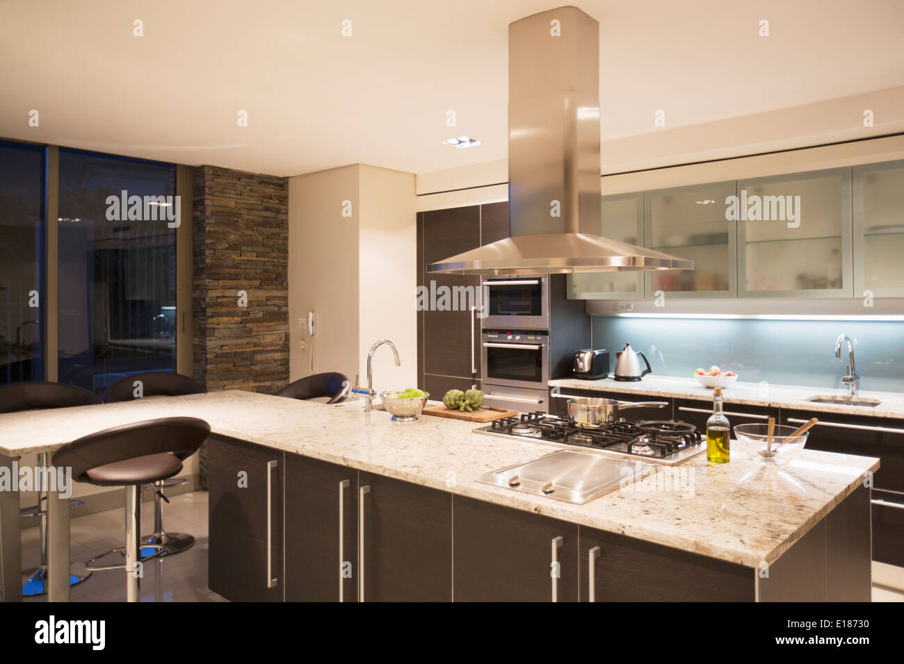 Modern domestic kitchen Stock Photo Alamy