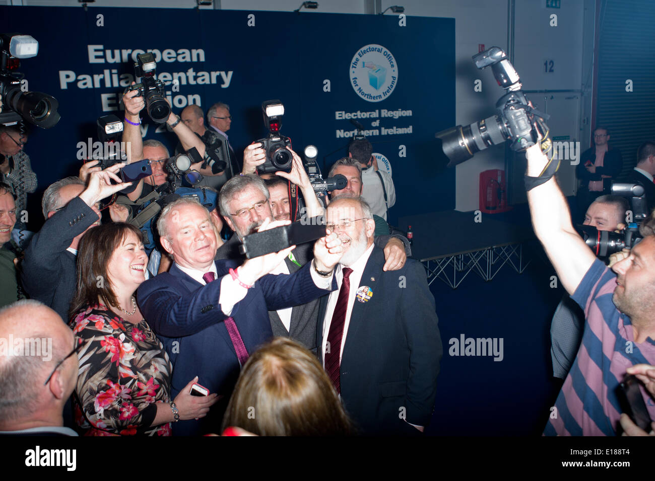 Belfast, UK. 26th May, 2014. Gerry Adams, Martin McGuinness, Francie Molloy and Michelle Gildernew taking a Selfie Credit:  Bonzo/Alamy Live News Stock Photo