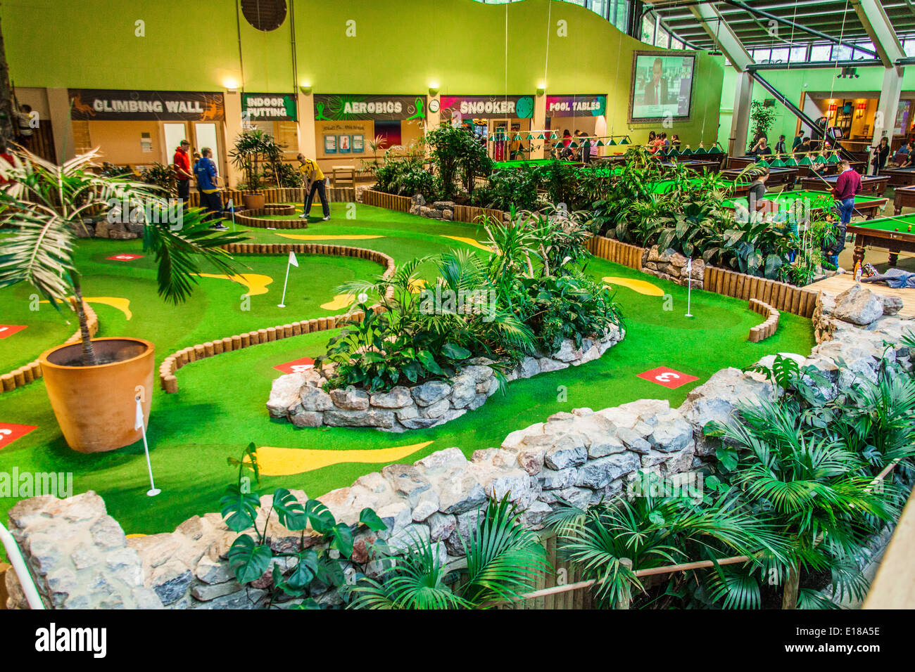 Jardin des sports at center parcs longleat forest hires stock