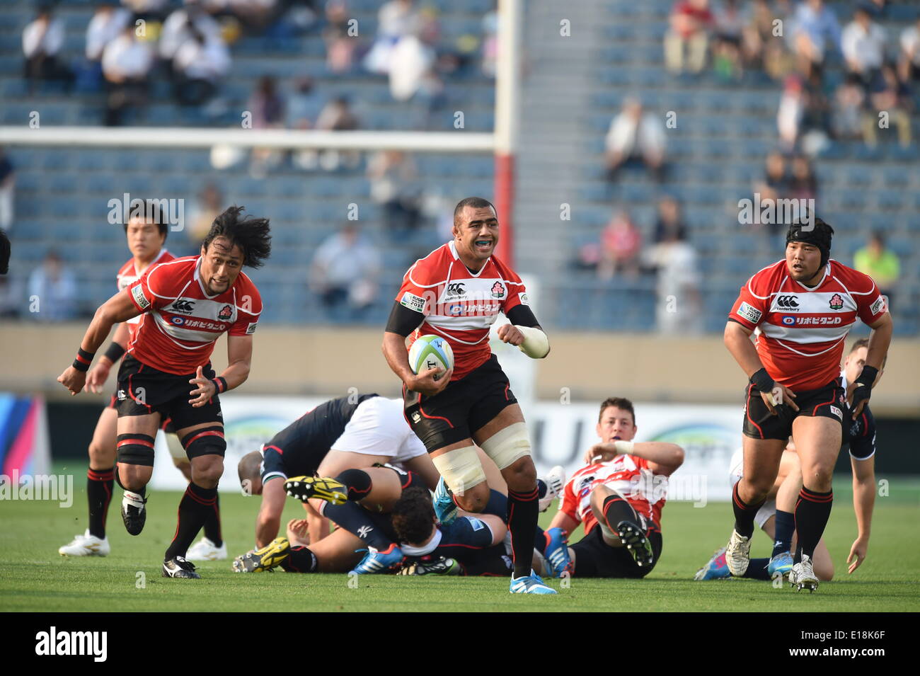 National Stadium, Tokyo, Japan. 25th May, 2014. Michael Leitch (JPN ...