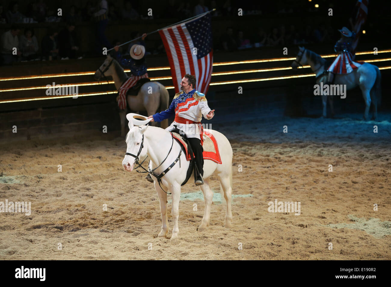 Pigeon dolly parton stampede hires stock photography and images