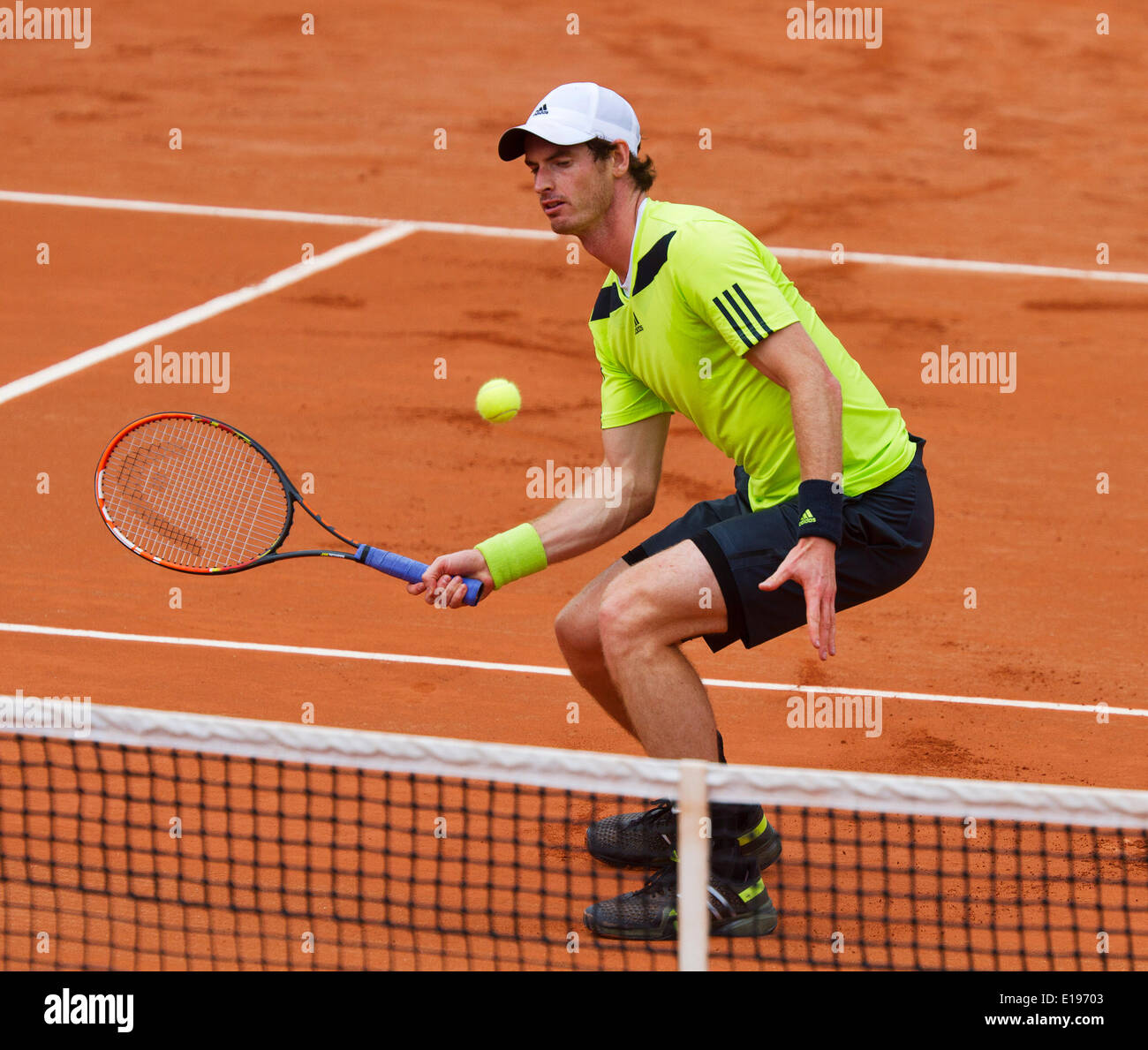 Paris, France. 27th May 2014. Tennis, French Open, Roland Garros, Andy Murray (GBR) in his match against Andrey Golubev (KAZ) Photo:Tennisimages/Henk Koster/Alamy Live News Stock Photo