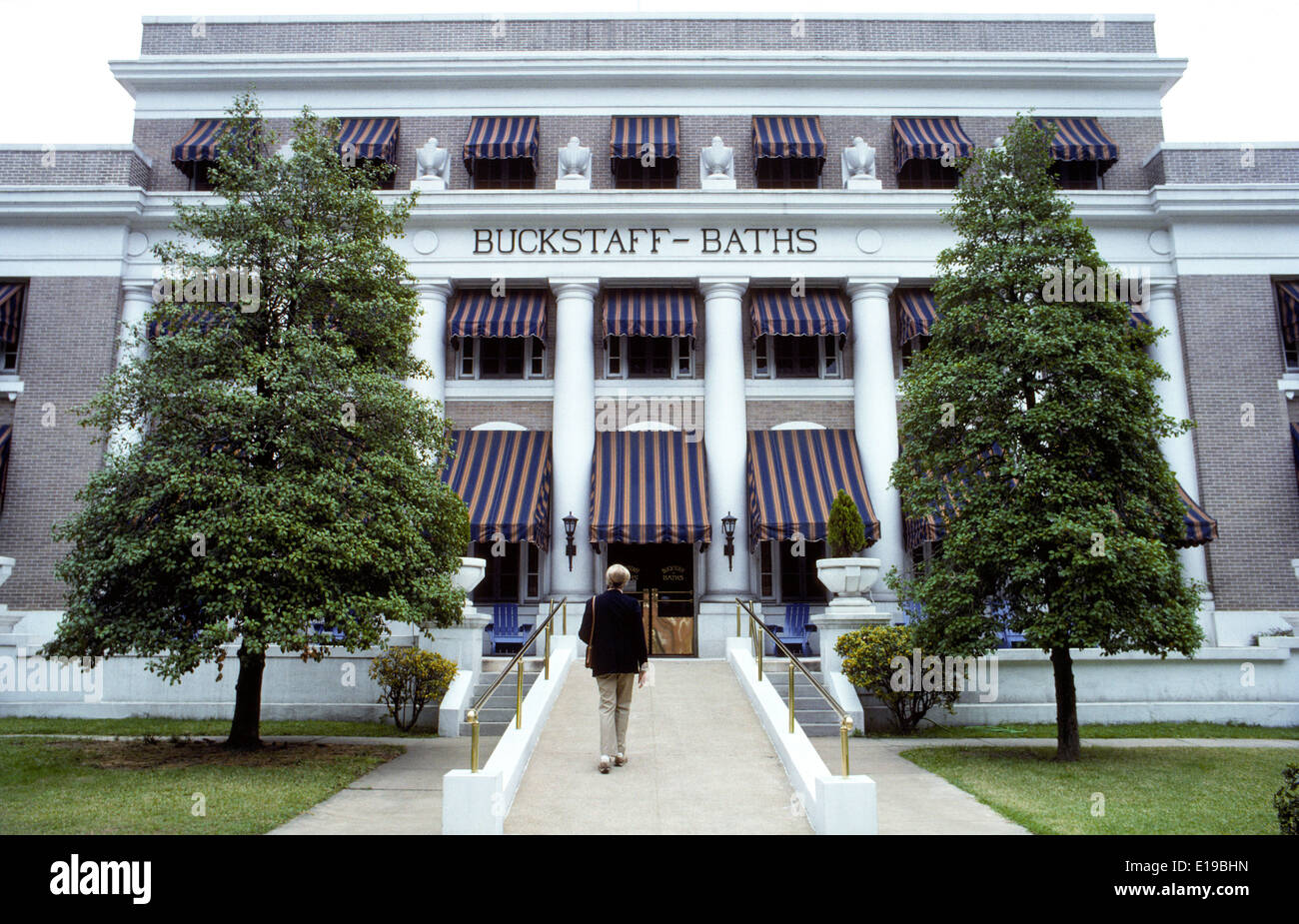 The elegant Buckstaff bathhouse has been offering therapeutic thermal