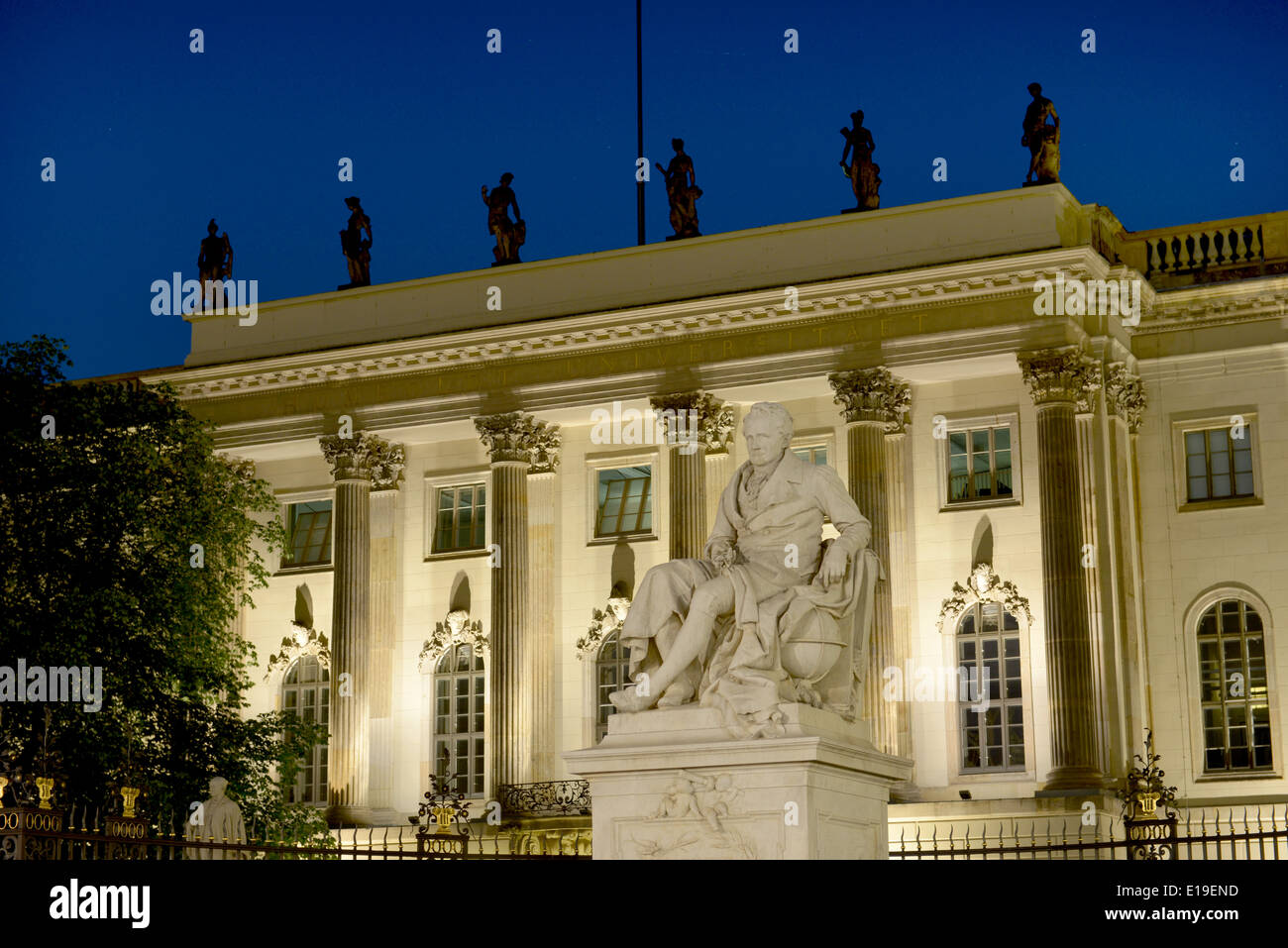 Humboldt-Universitaet, Unter den Linden, Mitte, Berlin, Deutschland / Universität Stock Photo