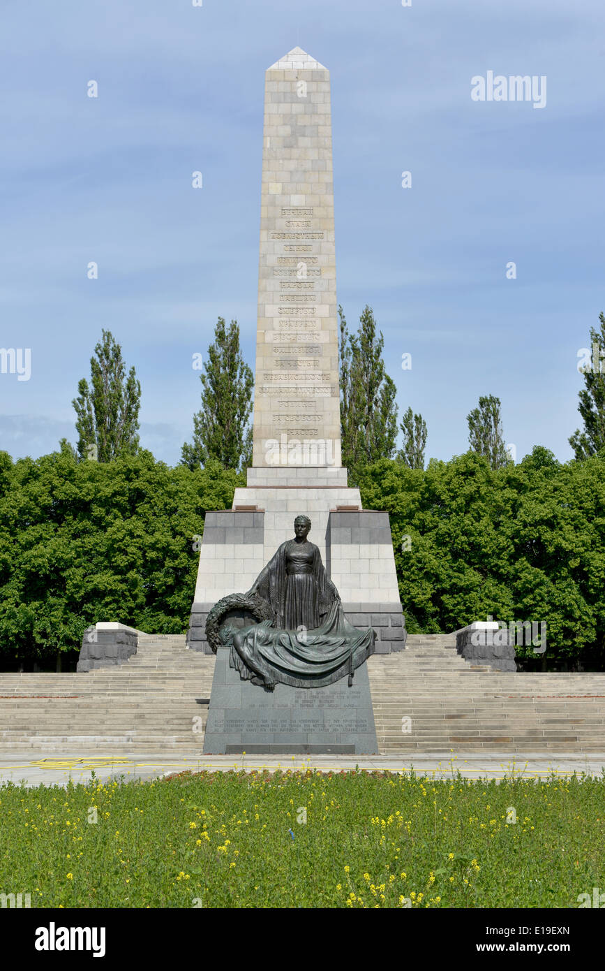 Sowjetisches Ehrenmal, Schoenholzer Heide, Pankow, Berlin, Deutschland / Schönholzer Stock Photo