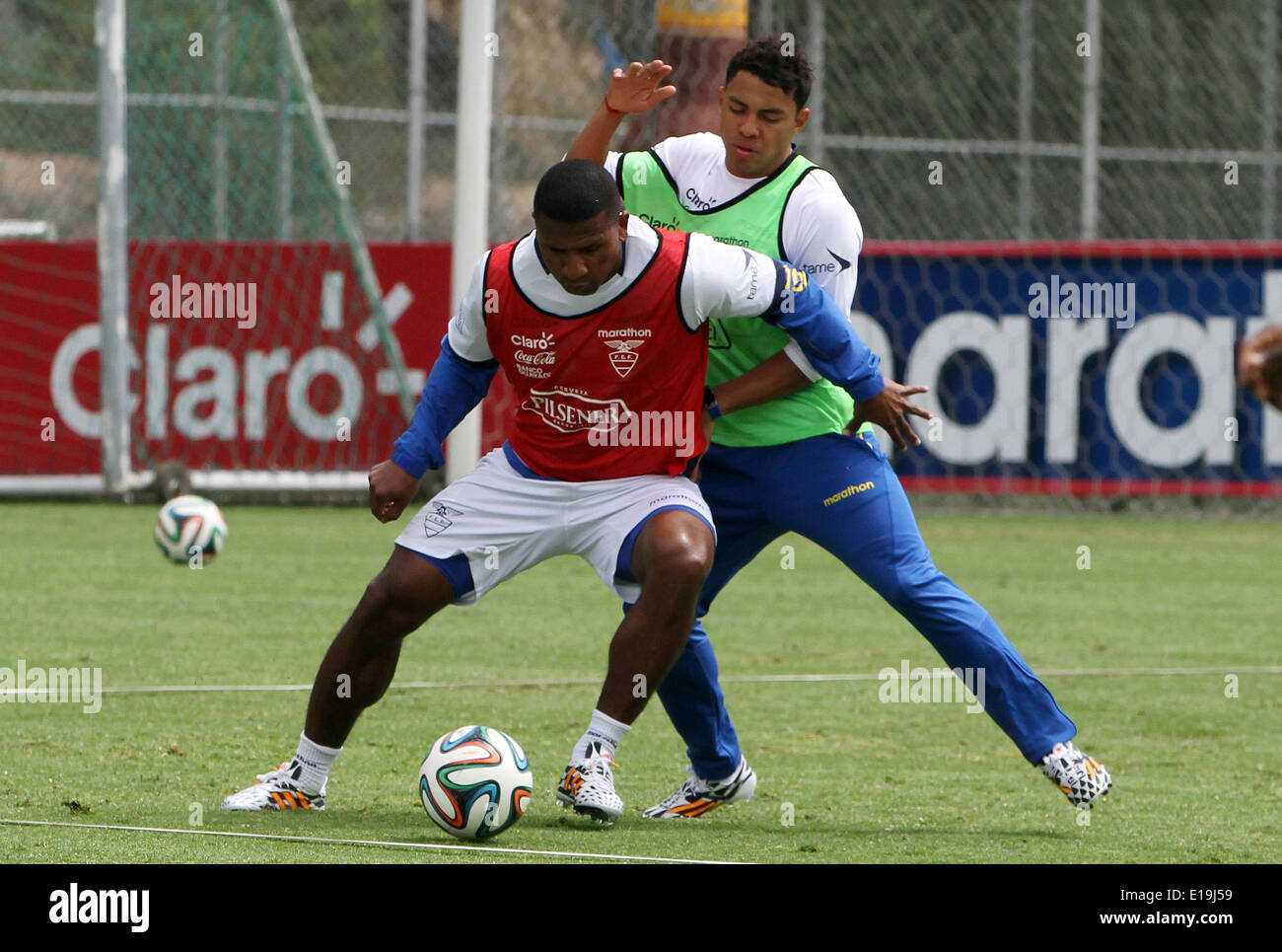 Quito, Ecuador. 27th May, 2014. Jorge Guagua (Front) and Jefferson Montero of Ecuador's national soccer team take part in a training session at the 'Casa de la Seleccion' in Quito, capital of Ecuador, May 27, 2014. Ecuador is preparing for its friendly matches against Mexico and England, in the U.S., before the Brazil 2014 FIFA World Cup. Credit:  Santiago Armas/Xinhua/Alamy Live News Stock Photo
