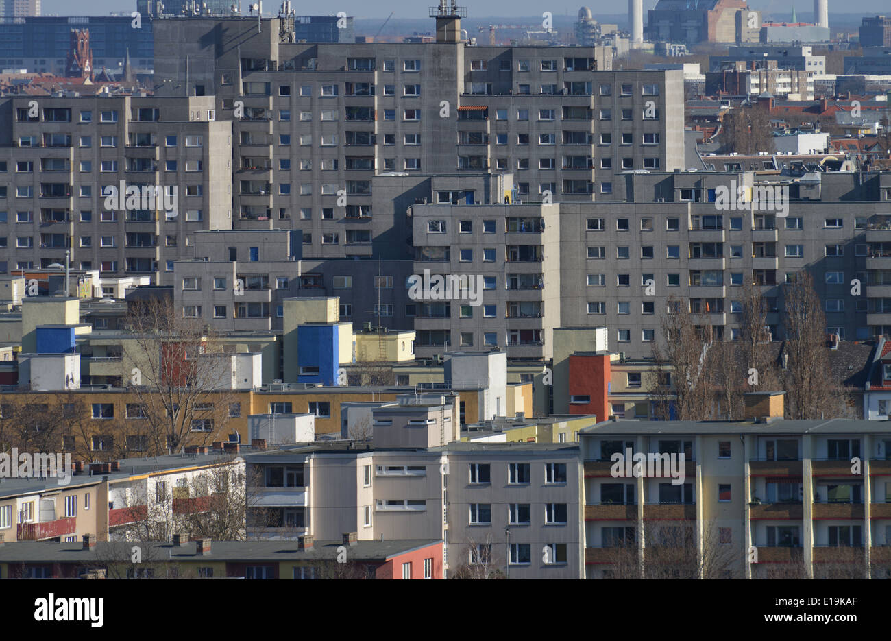 Neubausiedlung hires stock photography and images Alamy