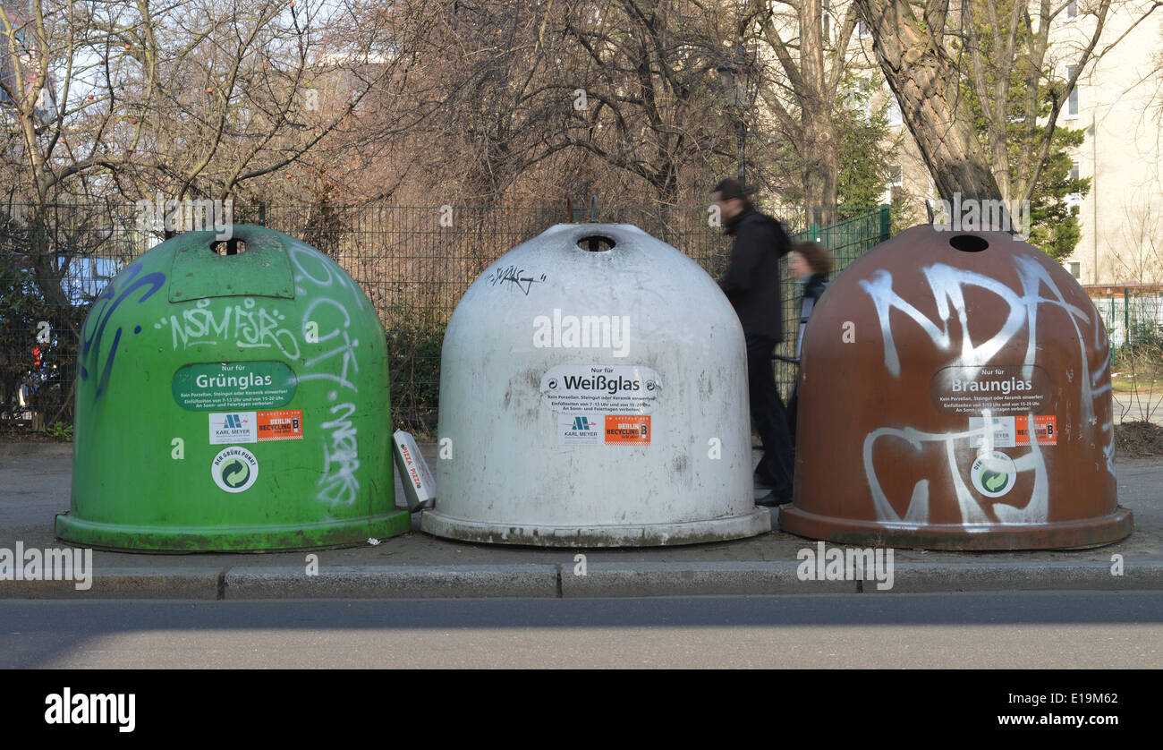 Altglascontainer, Steglitz, Berlin, Deutschland Stock Photo