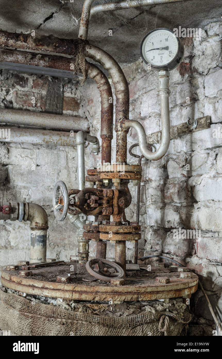 Old boiler home hires stock photography and images Alamy