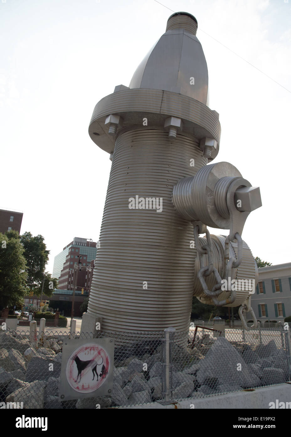 World's Largest Fire Hydrant , was officially unveiled to the city of Columbia, South Carolina on February 18, 2001. The fire hydrant is 39 ft. tall with nearly five ton steel sculpture set in a concrete base .Photos by Catherine Brown Stock Photo