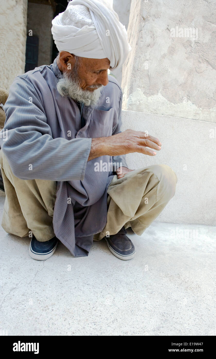 Qatar, Doha, an old man in the Souq Wakif in the old city center Stock Photo