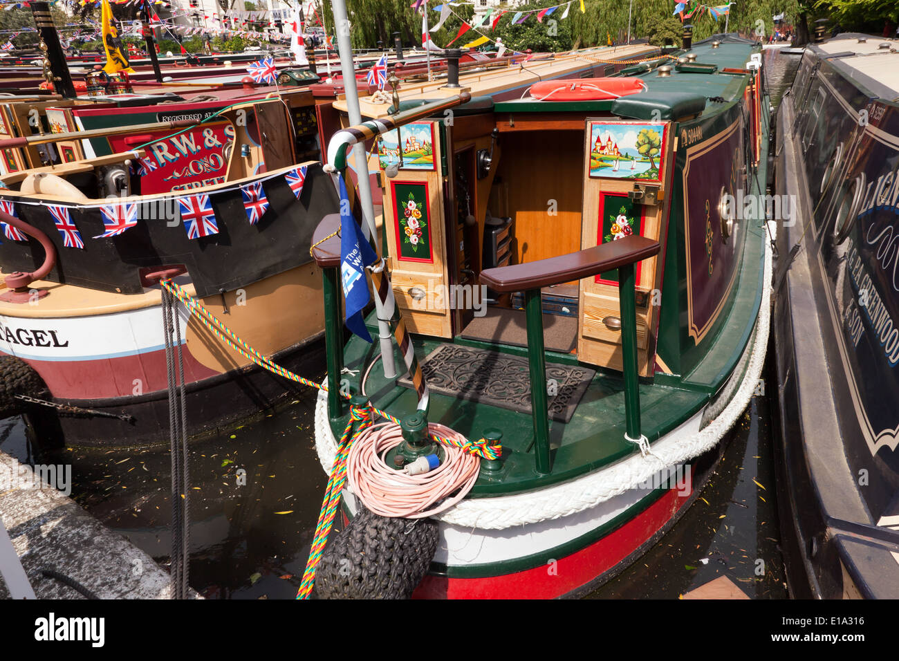 Traditional folk art on Canal Boats moored at Little Venice for the Canalway Cavalcade, at Little Venice, London. Stock Photo