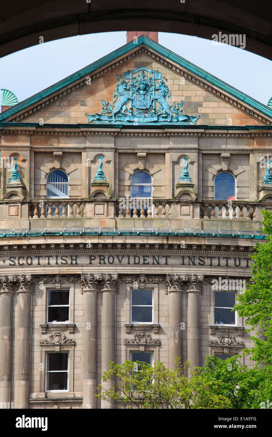 UK, Northern Ireland, Belfast, Donegall Square, Scottish Provident