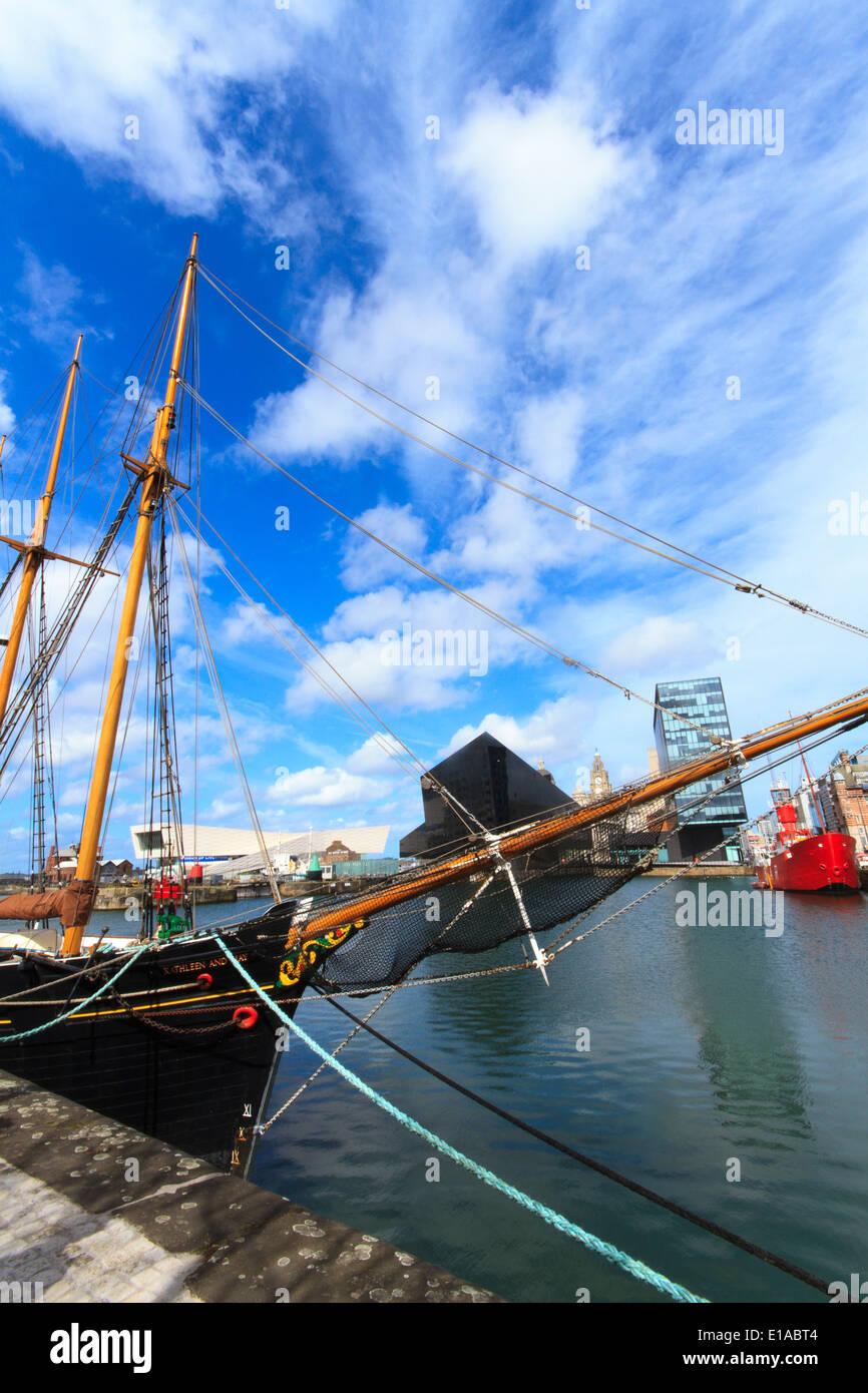 Albert Dock, Liverpool's historic waterfront, Liverpool, England. Stock Photo