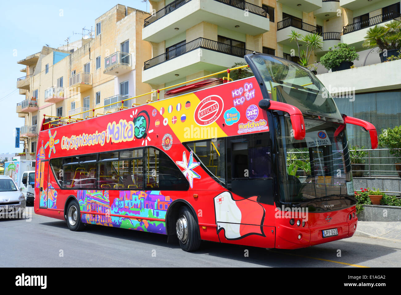 Malta sightseeing bus, Qawra (Il-Qawra), Saint Paul's Bay (San Pawl  il-Baħar), Northern District, Republic of Malta Stock Photo - Alamy