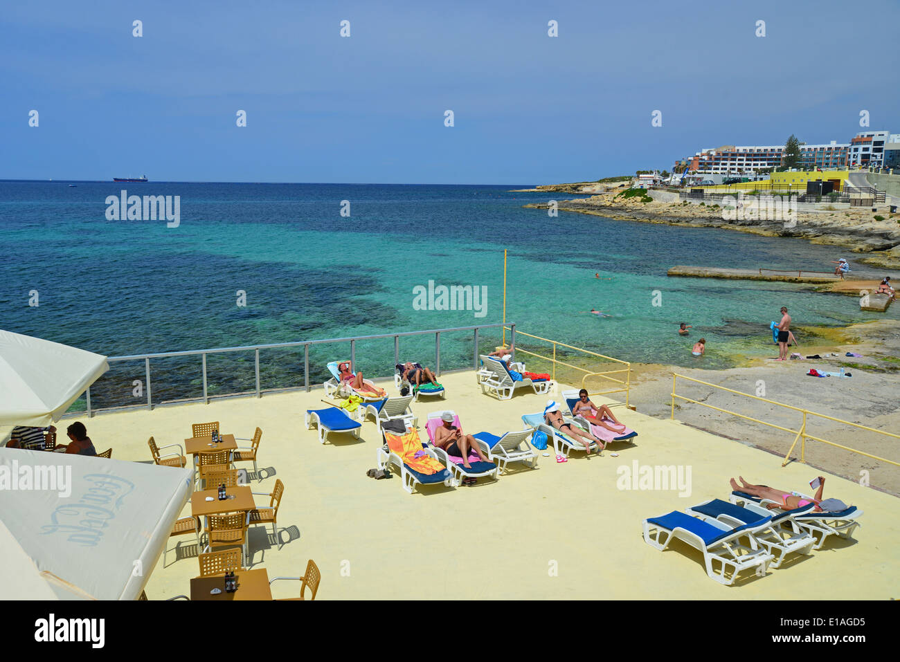 Seafront beach, Buġibba, Saint Paul's Bay (San Pawl il-Baħar), Northern District, Republic of Malta Stock Photo