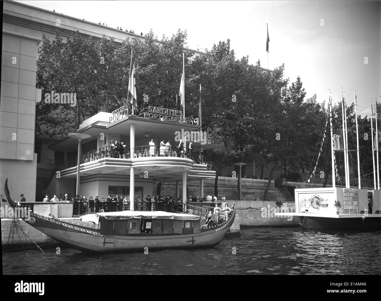 The 1937 International Exposition in Paris featured exhibits from ...