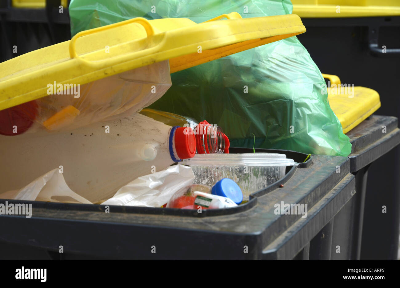 Yellow Waste Bin High Resolution Stock Photography and Images Alamy