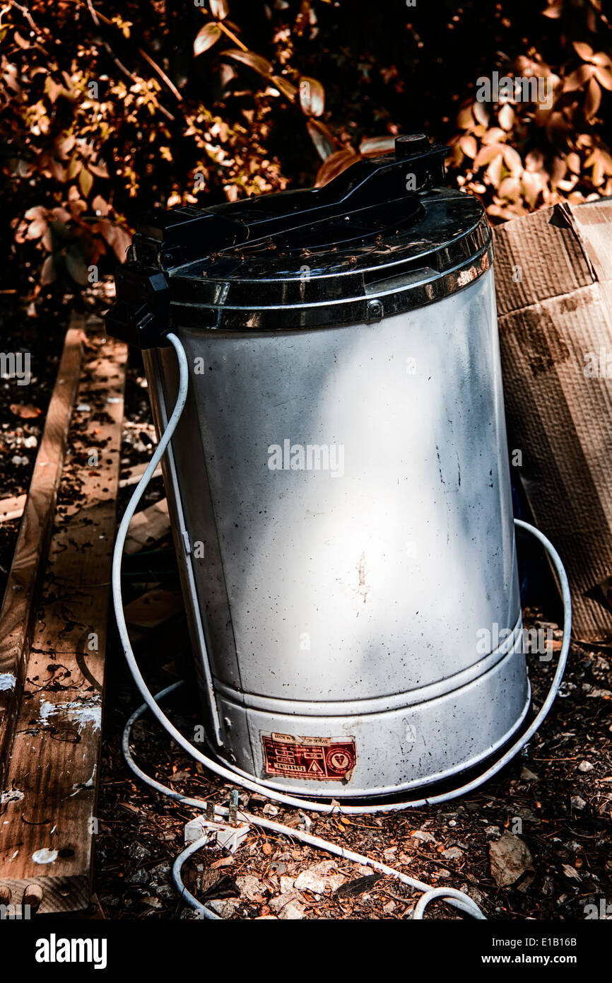 Old discarded spin dryer, Suffolk, England Stock Photo Alamy