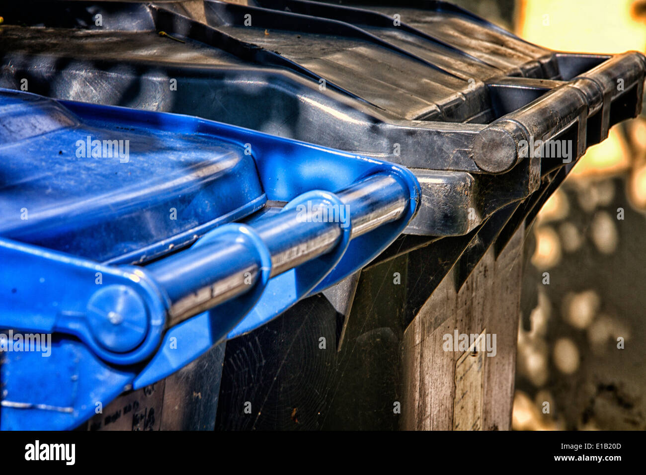 Blue wheelie bin hi-res stock photography and images - Alamy