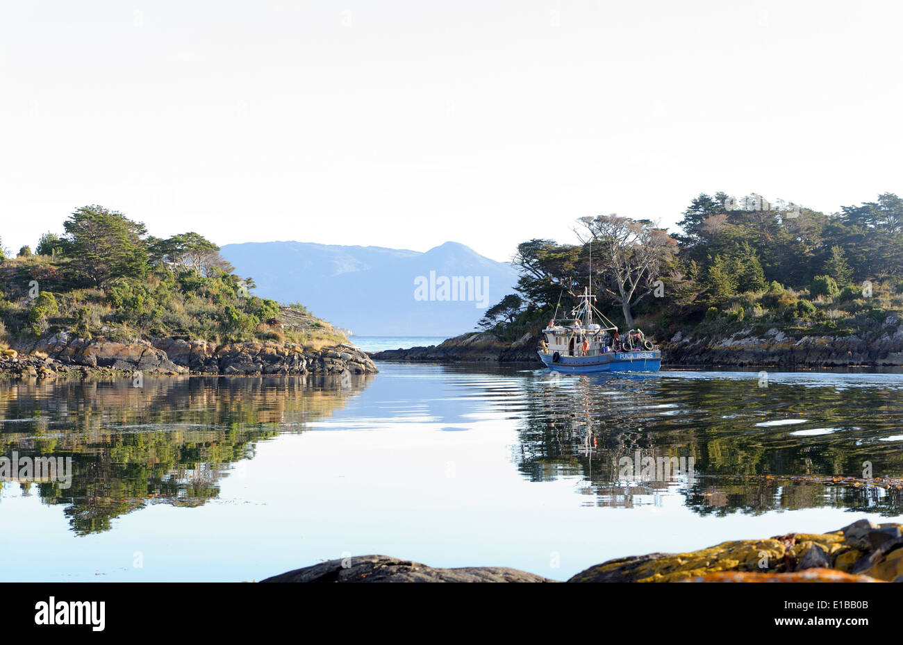 Isla chilena hi-res stock photography and images - Alamy