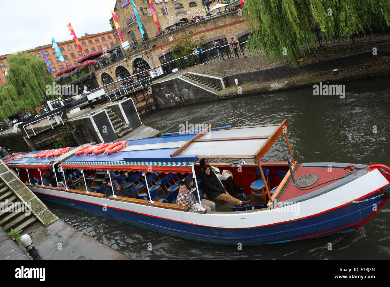 Barge On The Canal At Camden Lock In London Stock Photo - Alamy