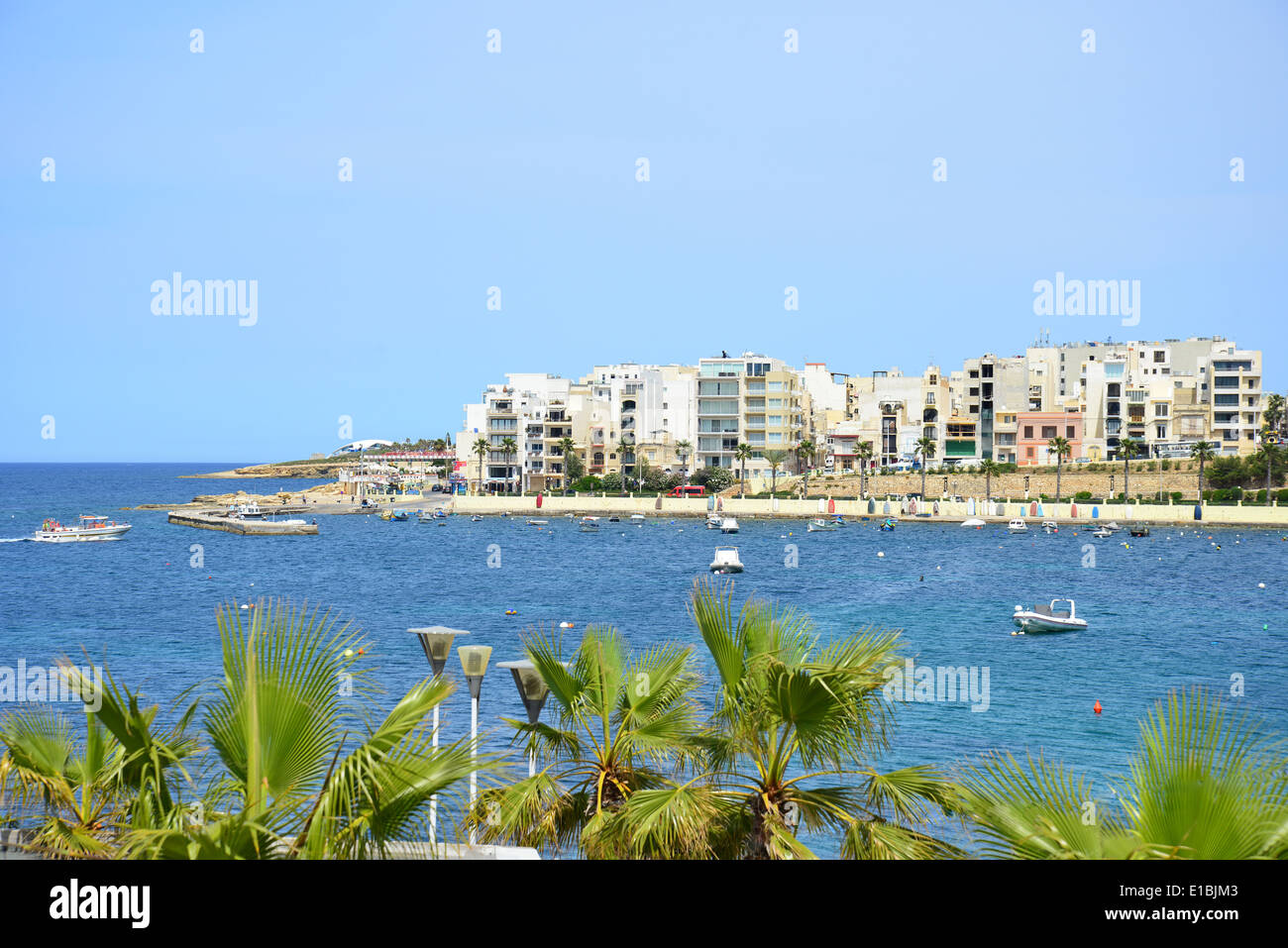 Foreshore view, Saint Paul's Bay (San Pawl il-Baħar), Northern District, Republic of Malta Stock Photo