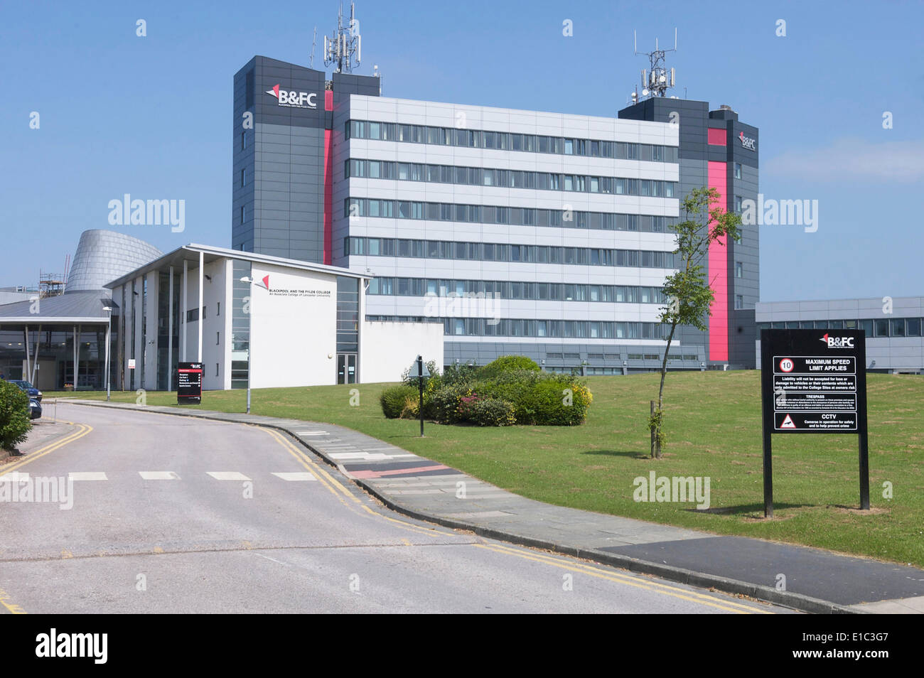 Blackpool and Fylde College at Bispham Stock Photo - Alamy