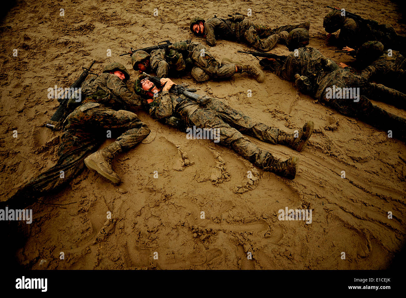 U.S. Marine Corps recruits conduct daytime movement simulations during Marine Corps Recruit Training at Marine Corps Recruit De Stock Photo