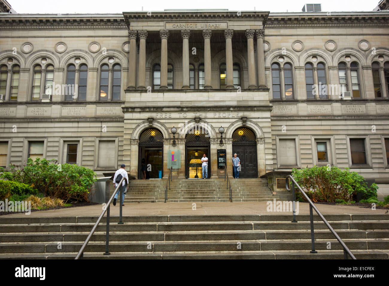 Carnegie library in Pittsburgh PA Stock Photo Alamy