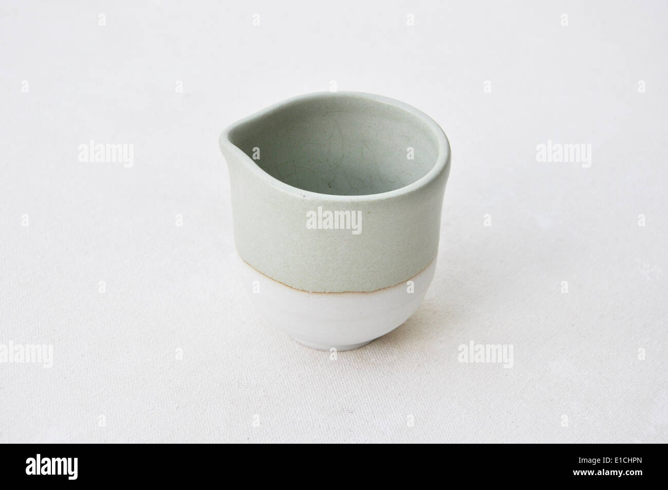 Hand made pot pottery hi-res stock photography and images - Alamy