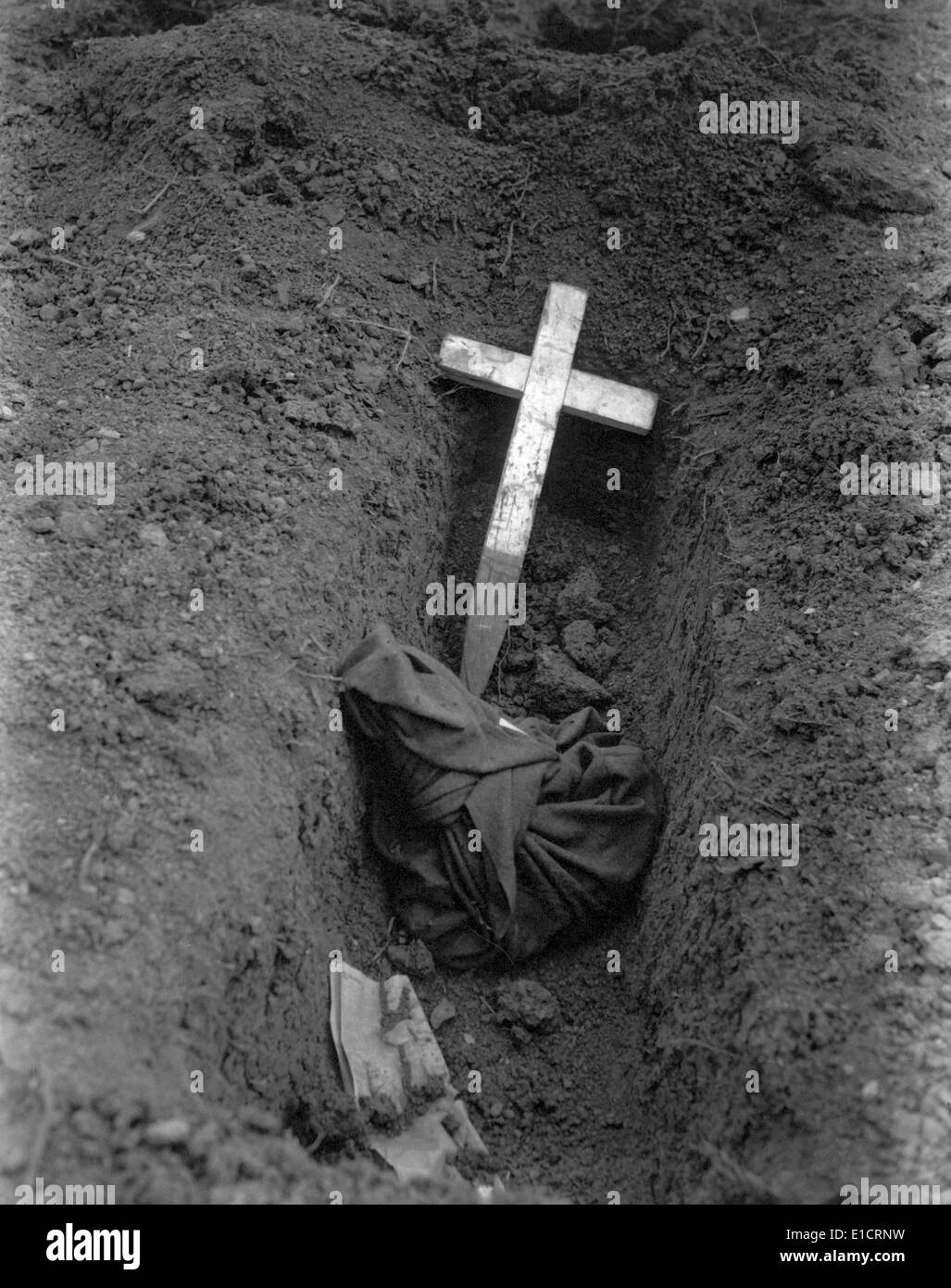 Charred remains of an American POW captured at Bataan by Japanese in May 1942. This is the grave of more than 100 U.S. soldiers Stock Photo