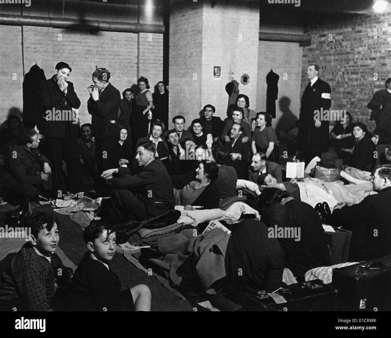 World War 2, Battle of Britain. London civilians in a West End bomb shelter during the Blitz. Ca. 1940-41. (BSLOC 2013 11 98) Stock Photo