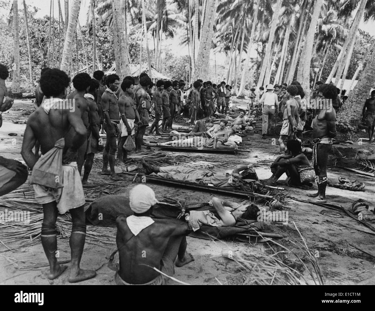 Stretcher bearers wwii hi-res stock photography and images - Alamy