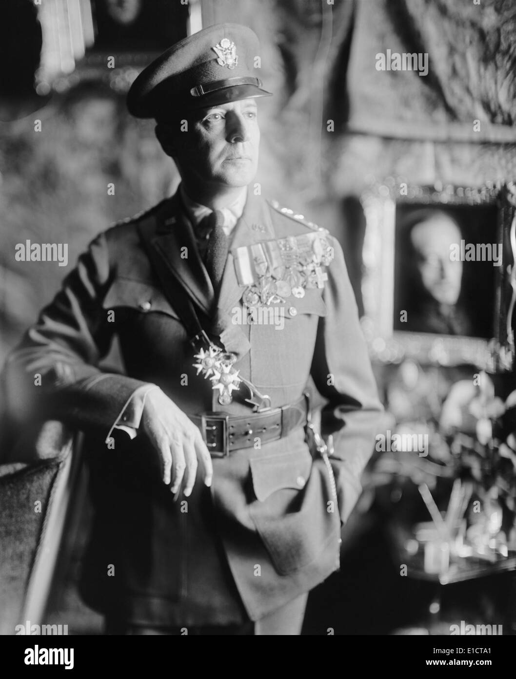 General Douglas MacArthur, ca. 1940. He held the position of Field Marshal in the Philippine Army as well as that of General in Stock Photo