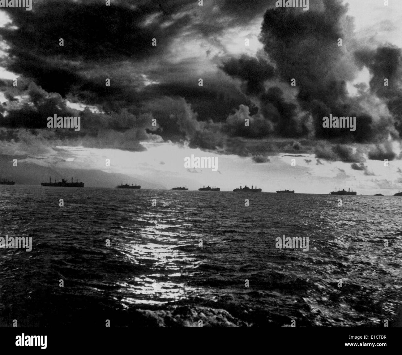 U.S. invasion Fleet along the coast of Leyte Island in the Philippines on D-Day, Oct. 20, 1944. World War 2, Pacific Ocean. Stock Photo