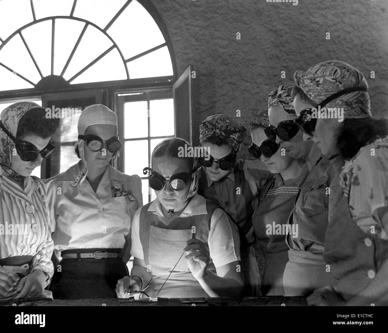 Welding training for women at the Volusia county vocational school, Daytona Beach. Secretaries, housewives, and waitresses Stock Photo