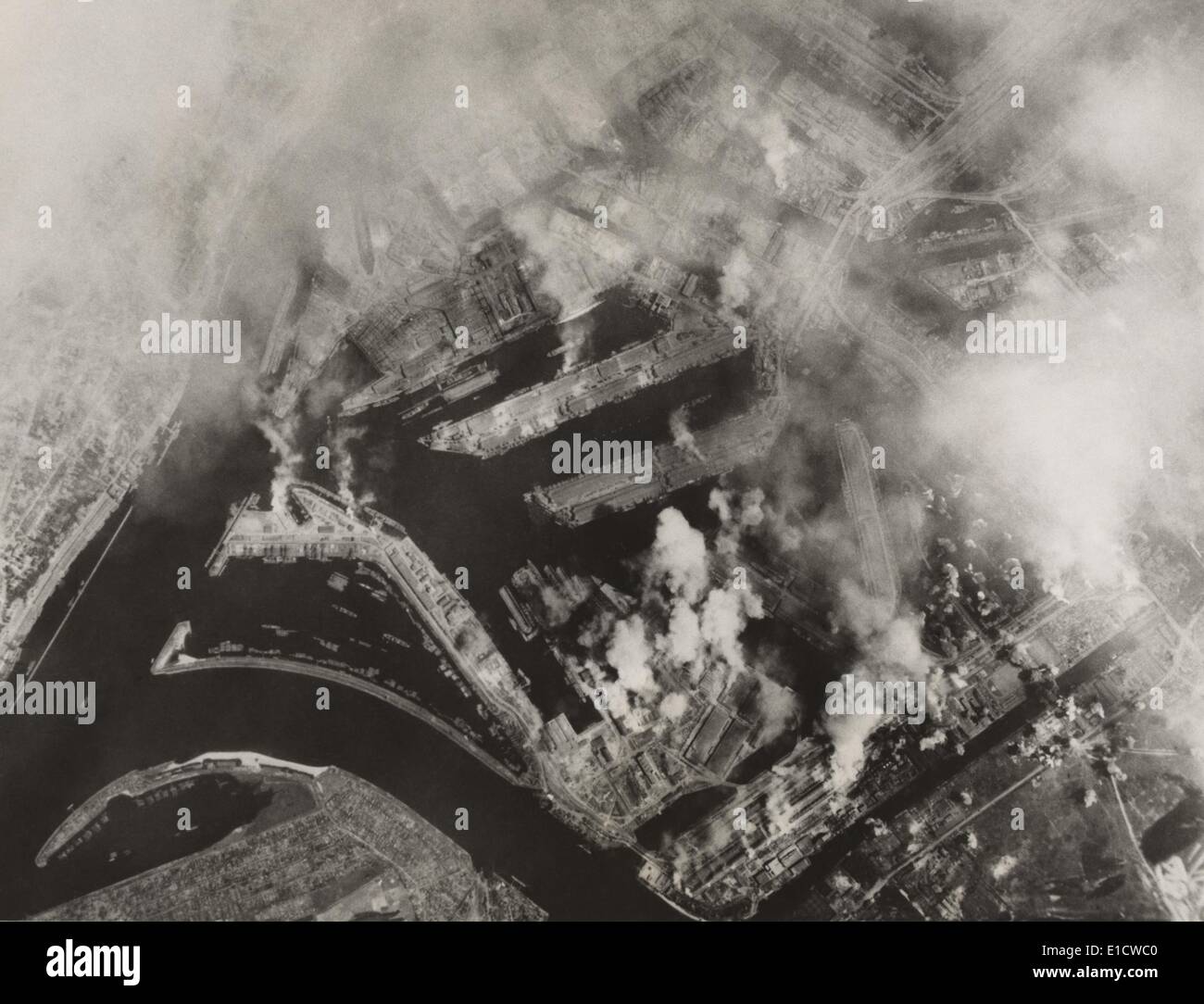 Bombing hamburg hires stock photography and images Alamy