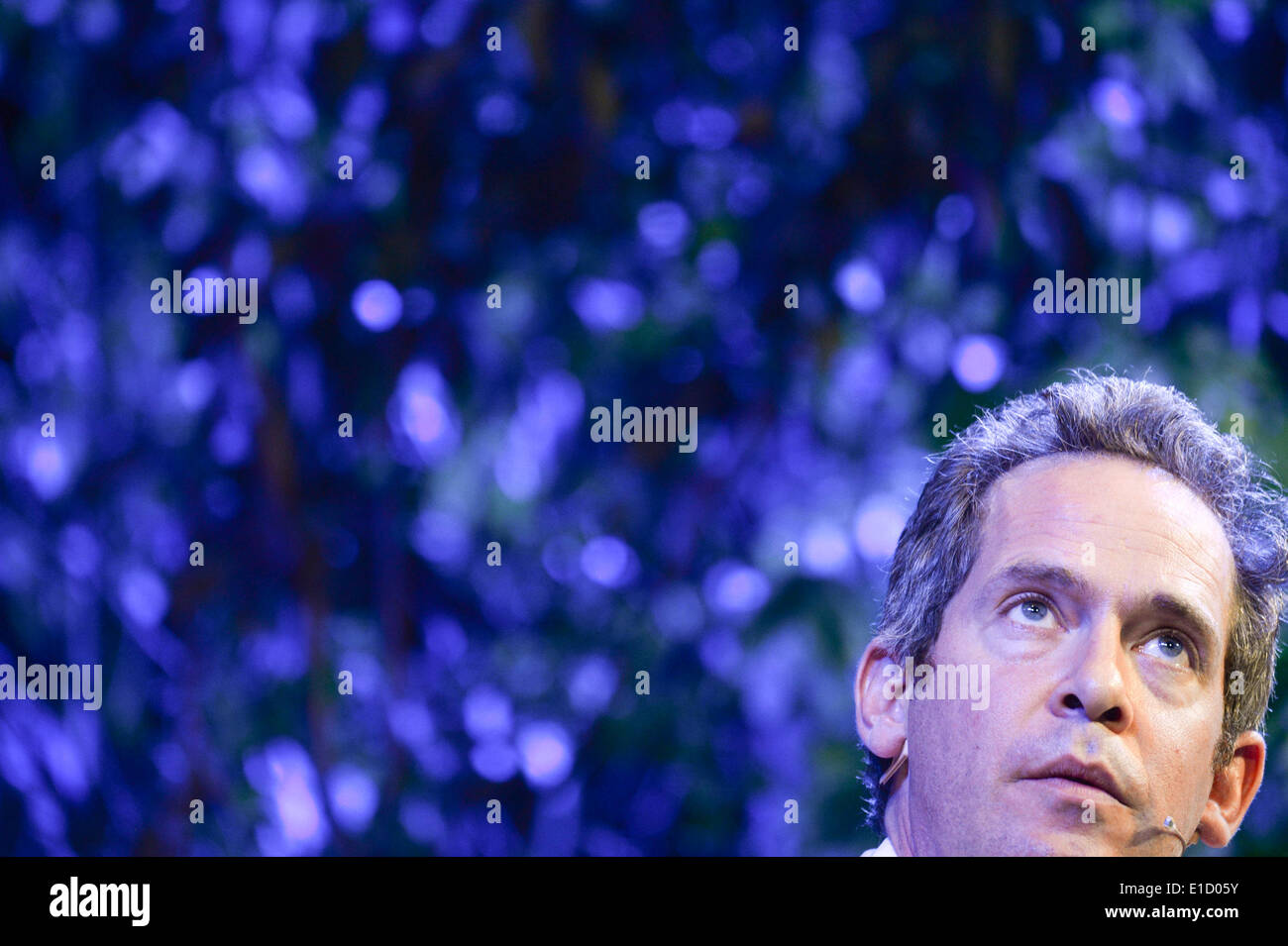 The Hay Festival 2014. Hay on Wye, Wales, UK. 31st May 2014. TOM HOLLANDER (actor), who pays the Rev Adam Smallbone in the hit comedy REV, on the penultimate day of the 2014 Daily Telegraph Hay Literature Festival, Wales UK Credit:  keith morris/Alamy Live News Stock Photo