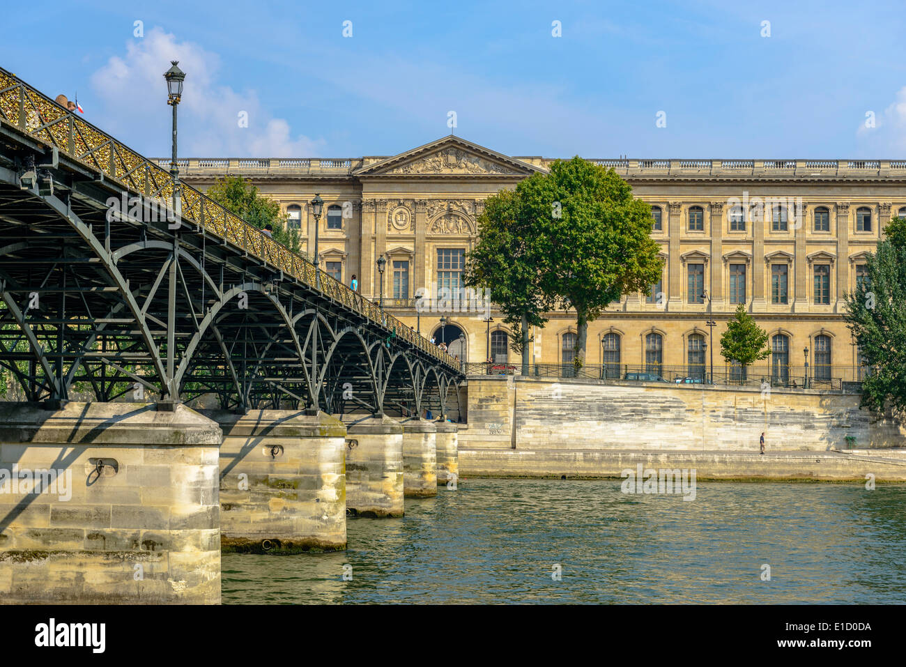 Pont des Arts bridge and river seine in Paris, France Stock Photo - Alamy